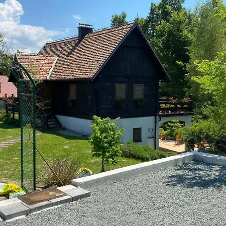 Montana Apartament *